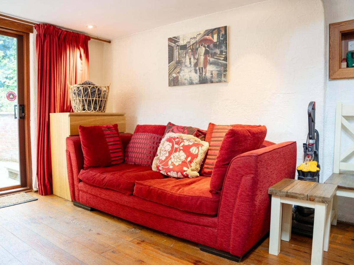 2 Bedroom Characterful Semi-Detached House, Enviably Located With Balcony And Terrace セント・アンドルーズ エクステリア 写真